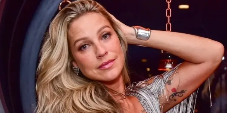 Luana Piovani retorna à Sapucaí após 20 anos como destaque de chão do Império Serrano