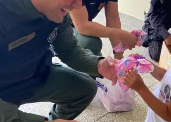 Operação Sorriso 2025: Servidores do CDPCOL em Colatina Distribuem 1.300 Brinquedos e Levam Alegria a Crianças da Rede Pública e Entidades Sociais