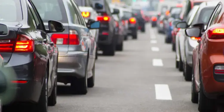 Dezembro de Congestionamentos: Lentidão em SP Atinge Pior Índice em 5 Anos, Superando Níveis Pré-Pandemia