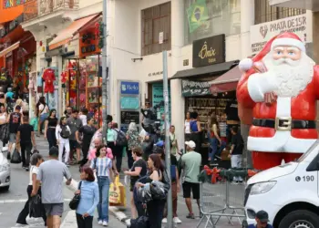 Salário mínimo 2026 será de R$ 1.621: entenda como INPC, crescimento de 2024 e teto de gastos determinaram o reajuste