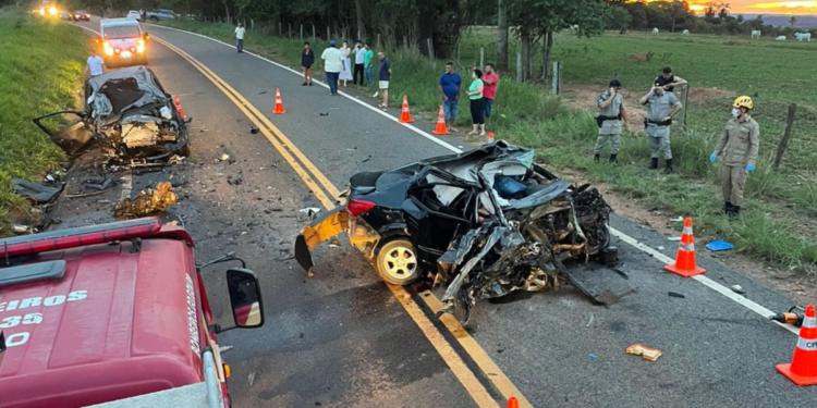 Cinco mortos em grave acidente em Goiás; três vítimas eram policiais militares
