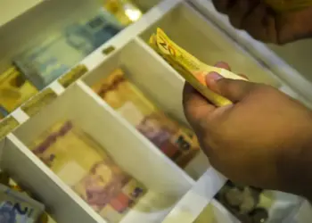 Caixa libera R$ 7,8 bilhões de FGTS retido para trabalhadores do saque-aniversário
