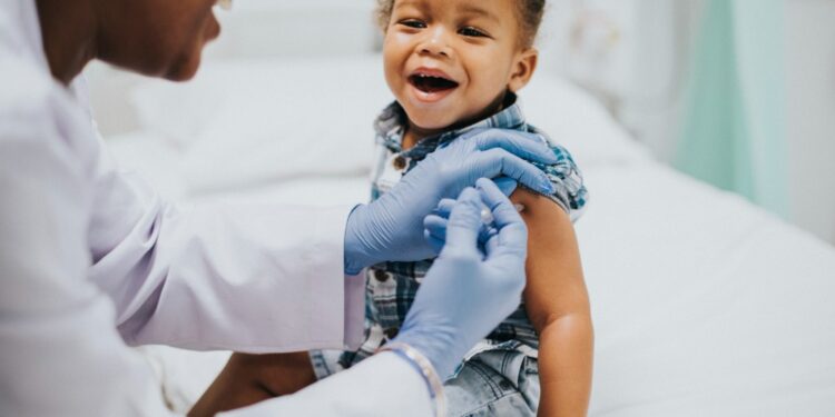 Colatina amplia vacinação infantil durante as férias escolares - Imagem: Freepik