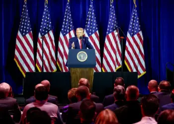 Trump diz que ataque à Venezuela deixou "muitos" mortos - Foto: REUTERS/Kevin Lamarque