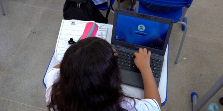 Programa Computadores para Inclusão cria mais de 120 novos laboratórios de informática em PE Foto: Layo Stambassi/MCom