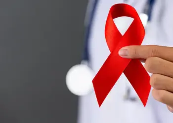 Anvisa aprova novo fármaco com injeção semestral para prevenção do HIV - Foto: Anvisa aprova novo fármaco com injeção semestral para prevenção do HIV