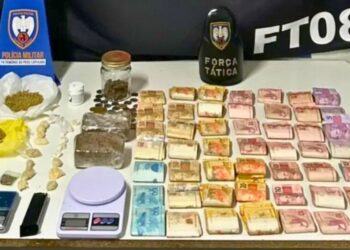 Mais de R$ 15 mil e drogas são apreendidos em Colatina - Foto: PMES