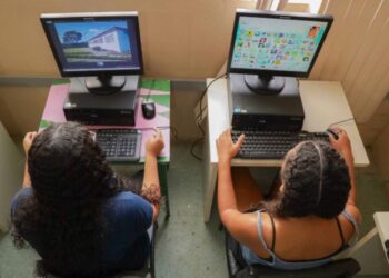 Distrito Federal ganha 17 laboratórios de informática por meio do programa Computadores para Inclusão - Foto: Foto: Peter Neylon/MCom