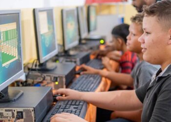 Escolas Conectadas leva internet a 68% das escolas públicas e avança na universalização do acesso - Foto: Marcel Cordeiro/arquivo MCom