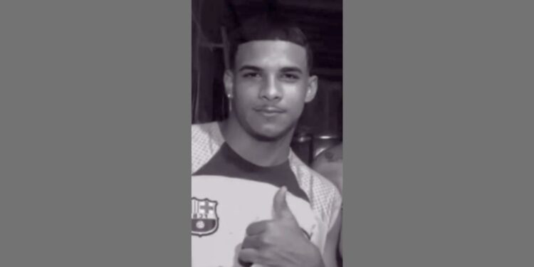 Jovem de 22 anos é morto a tiros e namorada fica ferida em ataque no bairro Movelar, em Linhares - Foto: Rede Social