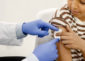 Calendário de Vacinação do SUS: saiba quais são as principais vacinas para adolescentes de 10 a 19 anos - Foto: Freepik