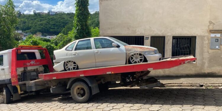 Remoção de carros abandonados é intensificada em Colatina - Foto: Reprodução