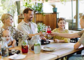 Setor de serviços capixaba registra recorde histórico de movimentação - Foto: Envato
