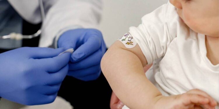 AM: pais dos municípios da macrorregião Oeste de saúde devem atualizar caderneta de vacinação de crianças e adolescentes - Foto: Freepik