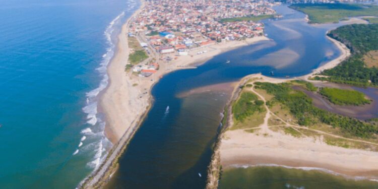 Prazo estendido: União ganha mais três anos para mapear terras federais em rios e no litoral Foto: Turismo/Balneario Barra do Sul (SC)/Agência Câmara de Notícias