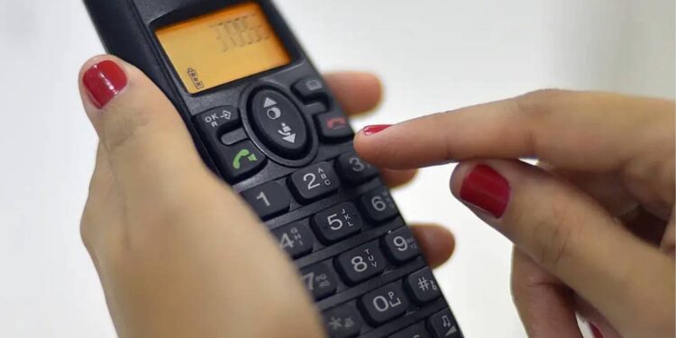 Ligações entre cidades com o mesmo DDD passam a ter tarifa local em cinco estados - Foto: Marcello Casal Jr./Agência Brasil