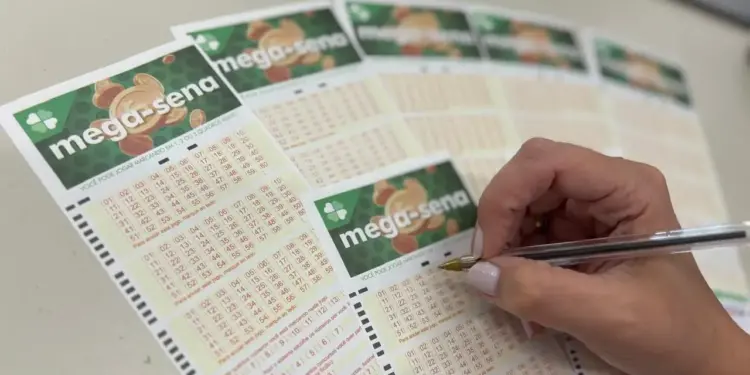 Cinco Apostas do Paraná Acertam a Quina da Mega-Sena e Levam R$ 47 Mil Cada; Prêmio Principal Ultrapassa R$ 102 Milhões