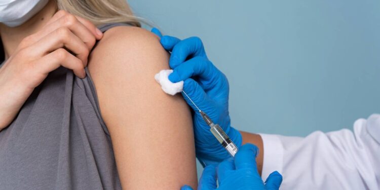 Vigilância contra sarampo é intensificada em SP, MS e PR para evitar reintrodução do vírus - Imagem: Freepik