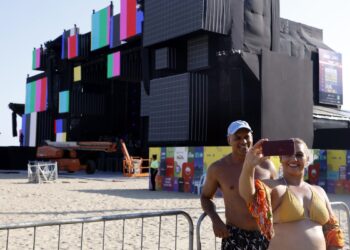 Brasil recebeu em 2025 quase 10 milhões de turistas estrangeiros - Foto: Tânia Rêgo/Agência Brasil