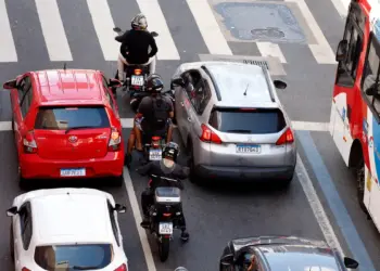 Regras para ciclomotores começam a valer nesta quinta; saiba mais - Foto: Tânia Rêgo/Agência Brasil