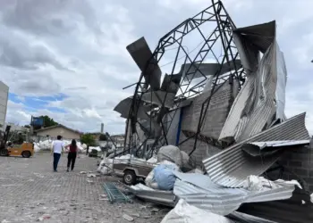 Cidade do Paraná é atingida por ventos fortes de até 180 km/h - Foto: imepar/Divulgação
