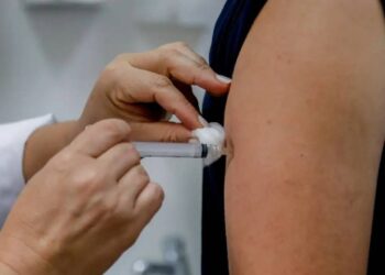 Três municípios recebem primeiras doses da vacina de dose única contra a dengue - Foto: Paulo Pinto/Agência Brasil