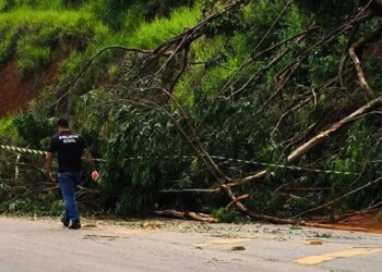 Corpo de motociclista é localizado em Reta Grande, Colatina - Foto: Rede Social