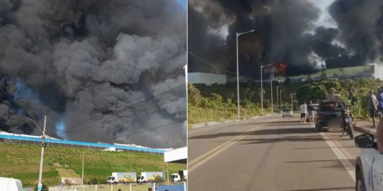 Incêndio de grandes proporções atinge centro logístico em Viana e mobiliza Bombeiros - Foto: Reprodução
