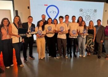 Estudantes do Senac de Colatina recebem homenagem por premiação nacional com o projeto Guia Tour - Foto: Divulgação
