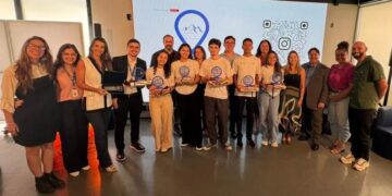 Estudantes do Senac de Colatina recebem homenagem por premiação nacional com o projeto Guia Tour - Foto: Divulgação