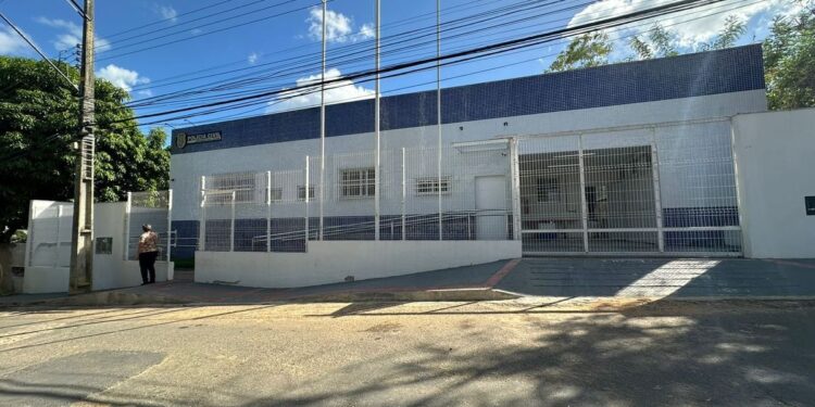 Homem é encontrado morto enrolado em lençol dentro de alojamento em Colatina - Foto: Heriklis Douglas