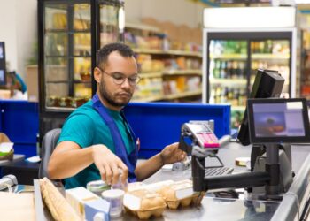 Rede de supermercados do ES beneficia 5 mil funcionários ao adotar escala 5x2 - Foto: Freepik
