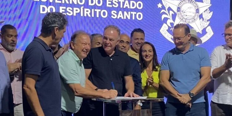 Governo do Estado anuncia pavimentação rural e entrega títulos de propriedade em Aracruz - Foto: Serd