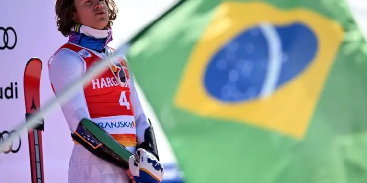 Lucas Pinheiro Repete Feito Olímpico e Conquista Mais um Título na Eslovênia