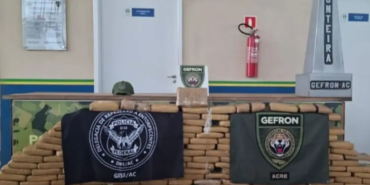 Operação Policial no Acre Apreende Mais de 213 kg de Skunk e Prende Seis Homens em Senador Guiomard