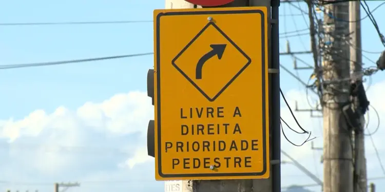 Taubaté Expande Conversão Livre à Direita: Saiba Quais Ruas Têm a Nova Regra para Melhorar o Trânsito