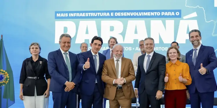 R$ 2 Bilhões em Obras: Governo Federal Impulsiona Infraestrutura do Paraná com Foco em Rodovias, Porto e Aeroporto