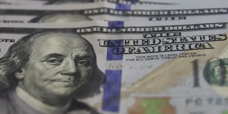 Com tensão no Irã e promessa de ação dos EUA, dólar sobe a R$ 5,32 — maior nível desde janeiro; BC faz ‘casadão’ de US$ 1 bi