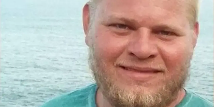 Motociclista de 35 anos morre em trágico acidente envolvendo caminhonete em Santa Catarina