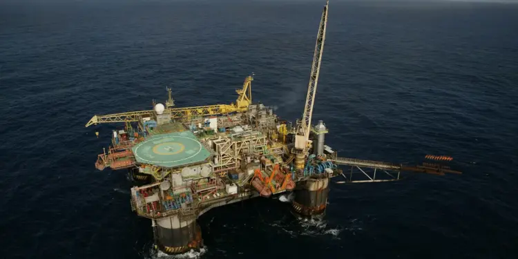 Petrobras retoma 100% da produção em Tartaruga Verde e Espadarte Módulo III na Bacia de Campos em operação de US$ 450 milhões