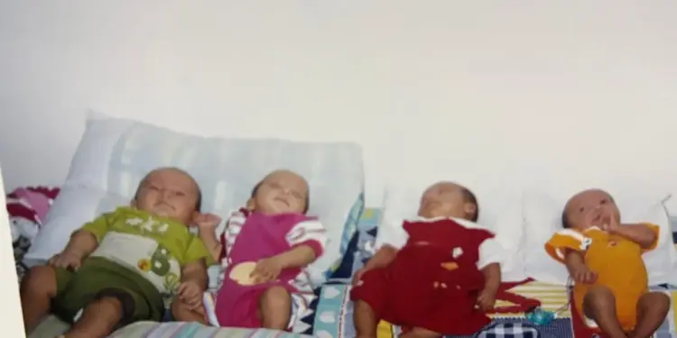 Dia dos Gêmeos: Cunhadas dão à luz gêmeos com 4 dias de diferença e compartilham história de coincidências e superação