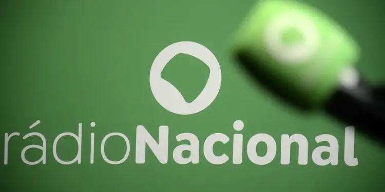 Rádio Nacional FM alcança recorde de audiência em Brasília no início de 2026 com 4.263 ouvintes por minuto