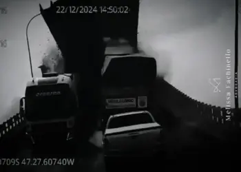 Vídeo Chocante: Queda de Caminhão na Ponte JK Vista de Dentro da Cabine Revela Momento da Tragédia