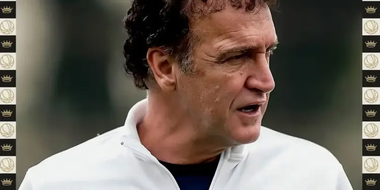 Santos oficializa Cuca como novo técnico horas após demissão de Vojvoda — clube aposta em experiência para reação imediata