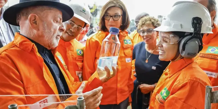 Lula defende criação de reserva estratégica de combustíveis e anuncia R$9 bilhões para ampliar produção na Regap — entenda impactos para diesel e segurança energética