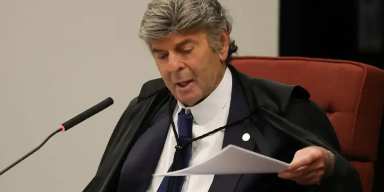 Pedido de destaque do ministro Fux adia julgamento da privatização da Sabesp e reacende denúncias do PT sobre venda abaixo do mercado e favorecimento à Equatorial