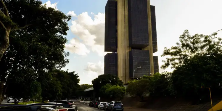 Banco Central reforça segurança das Contas PI: limite mínimo, bloqueio automático e canal extra para extratos em pagamentos instantâneos