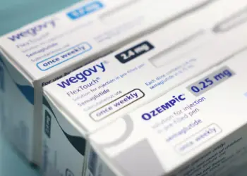 Anvisa endurece fiscalização contra irregularidades em canetas emagrecedoras manipuladas - Foto: Reprodução
