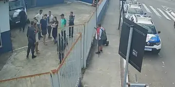 Bebê recém-nascida engasgada com leite materno é salva pela PM em Anchieta - Foto: Reprodução/PMES