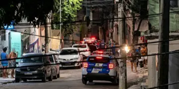 Homem é assassinado a tiros dentro de veículo no bairro Bela Vista, em Colatina - Foto: Rede Social